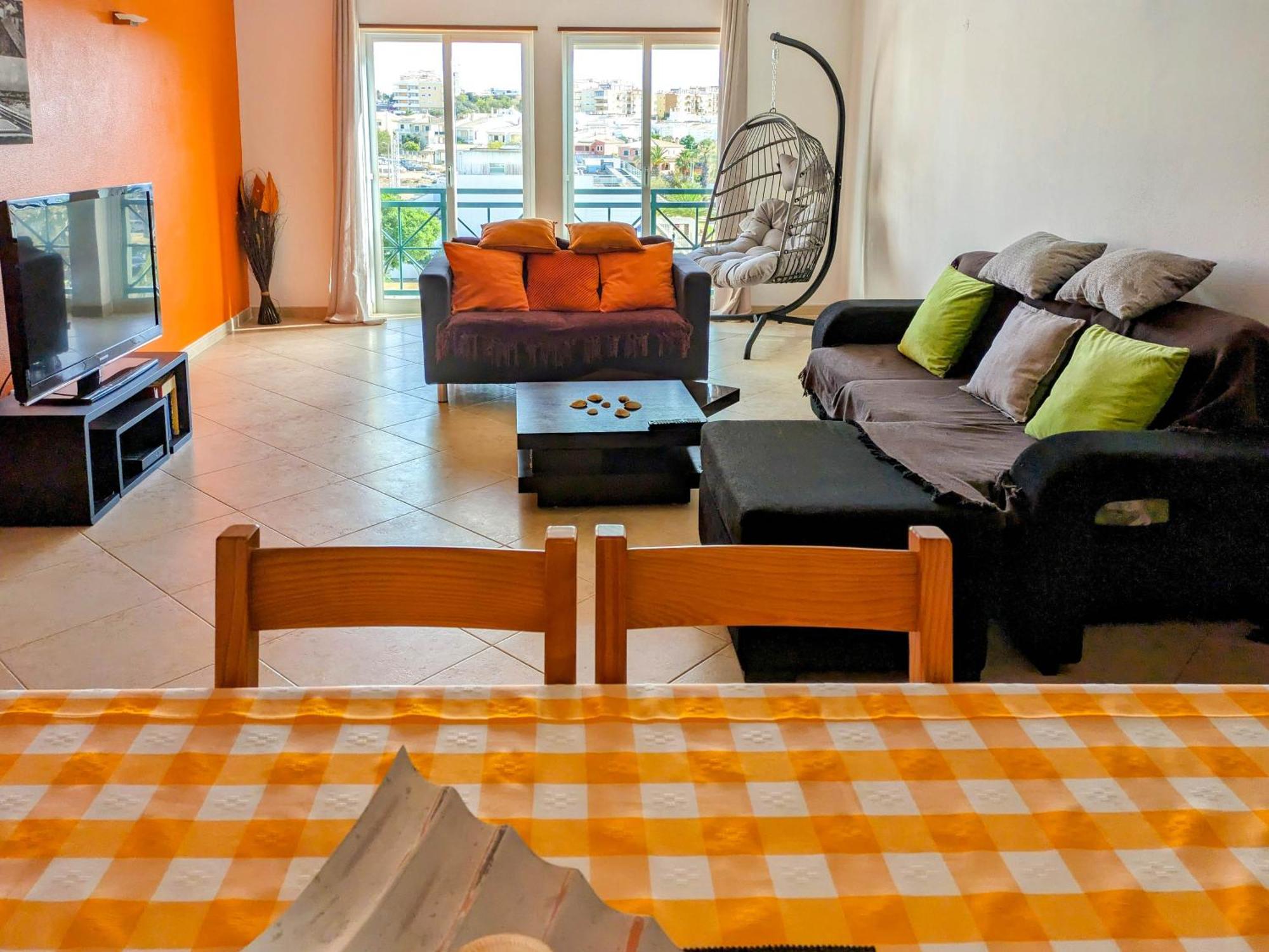 Two Bedroom Apartment - 110M2, Ac, Terrace, Wi-Fi Lagos Eksteriør bilde