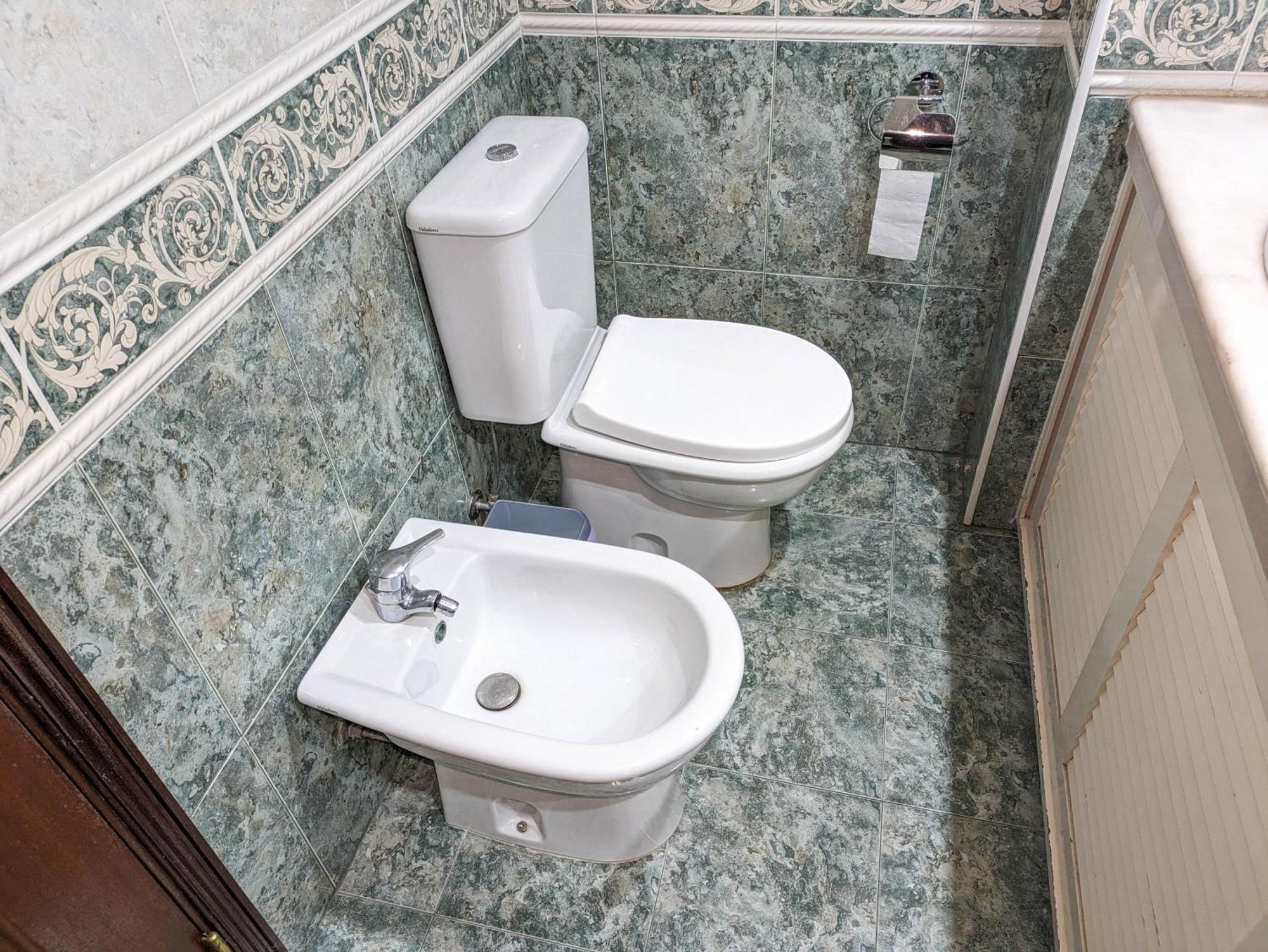 Two Bedroom Apartment - 110M2, Ac, Terrace, Wi-Fi Lagos Eksteriør bilde