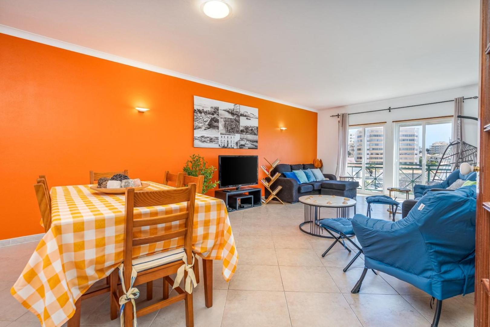 Two Bedroom Apartment - 110M2, Ac, Terrace, Wi-Fi Lagos Eksteriør bilde