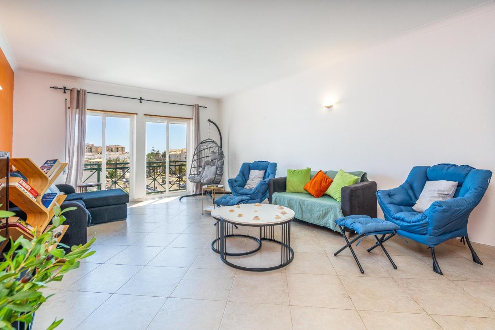 Two Bedroom Apartment - 110M2, Ac, Terrace, Wi-Fi Lagos Eksteriør bilde