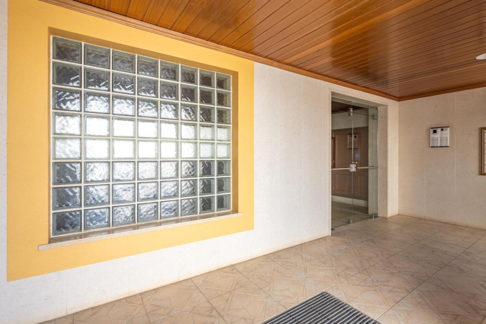Two Bedroom Apartment - 110M2, Ac, Terrace, Wi-Fi Lagos Eksteriør bilde